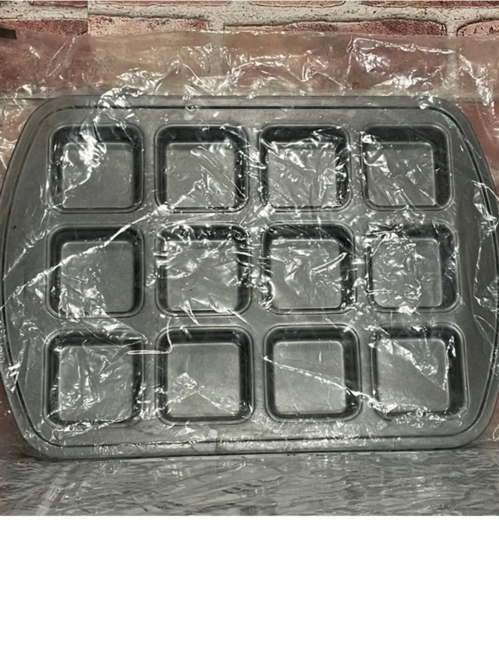 Pampered Chef Brownie Pan 1544 Nonstick 12 Cavity Square Individual sealed